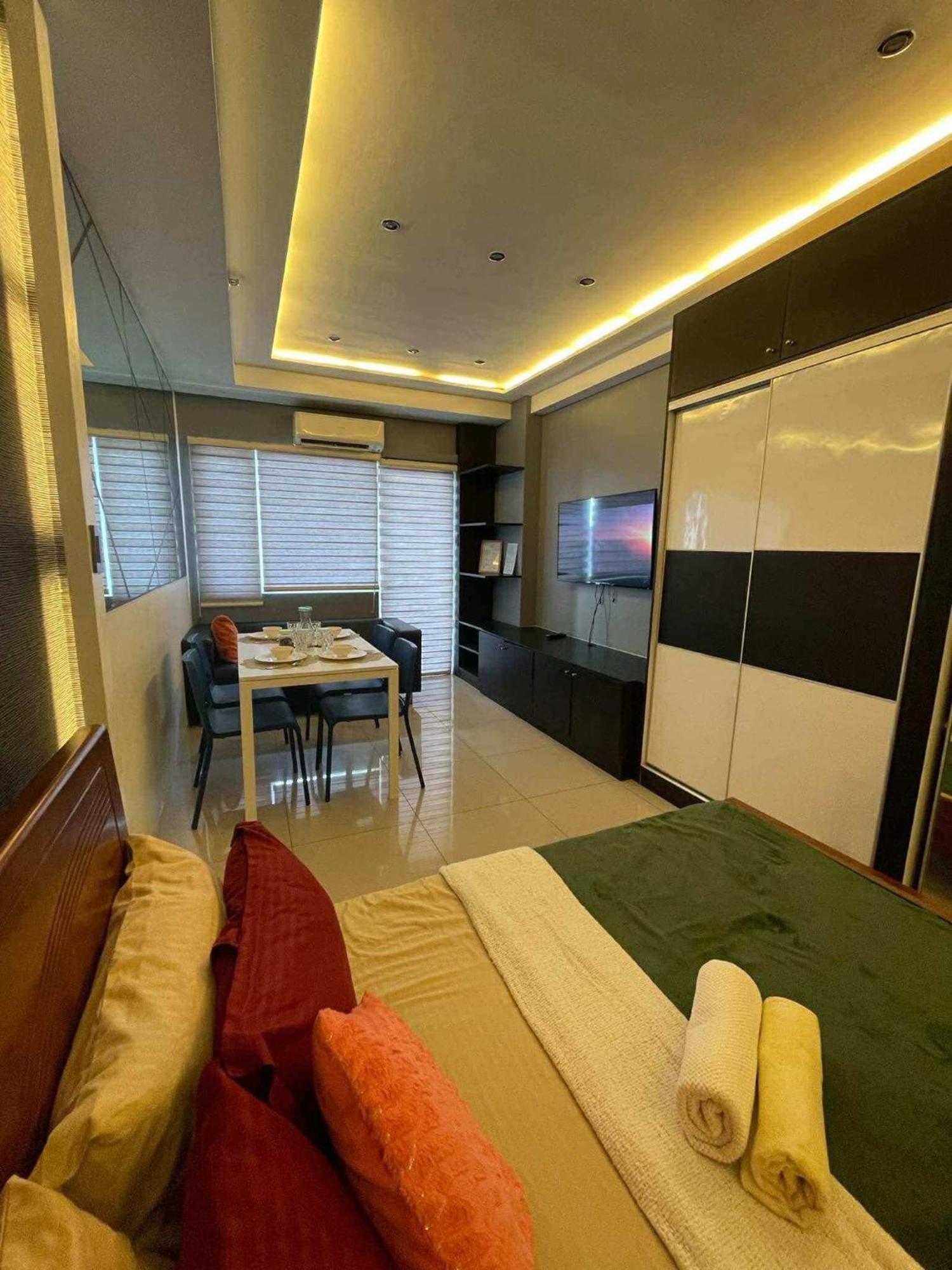 Kys 3 Staycation Near Naia Mall Of Asia Пасай Екстериор снимка