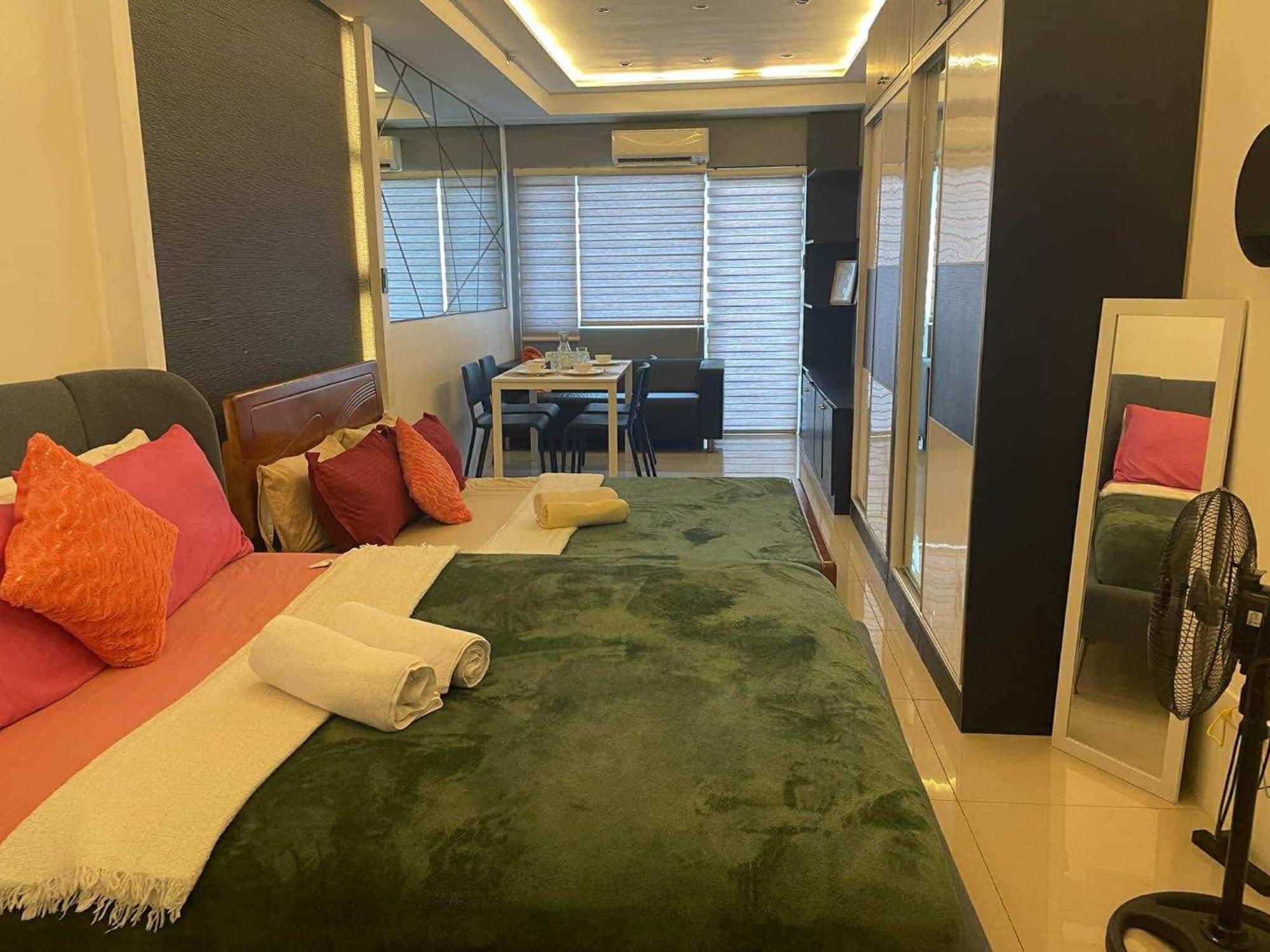 Kys 3 Staycation Near Naia Mall Of Asia Пасай Екстериор снимка